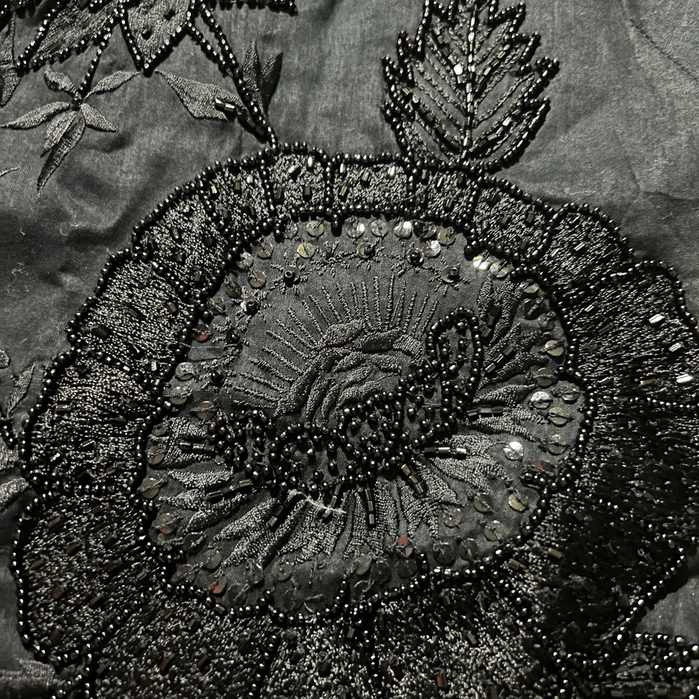 • vintage embroidered black linen Halter top with zip closure, size small